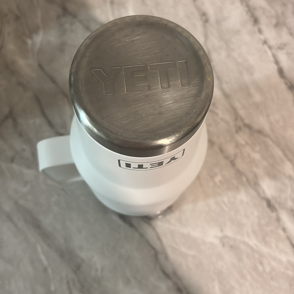YETI Rambler tumbler, 30 oz size,  Austin FC logo. White - Picture 3 of 4
